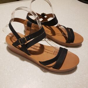 LUCKY BRAND Women's Sz 10 M Tan Hecilia Ankle Strap Upper Leather Wedge Sandals
